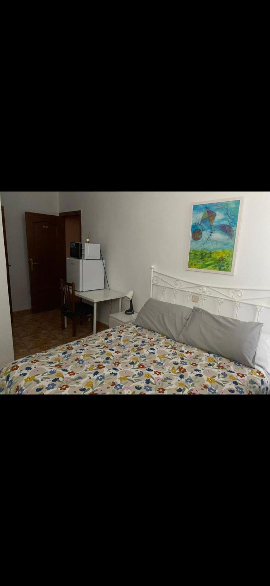 Pension Conchita II Madrid Exterior photo